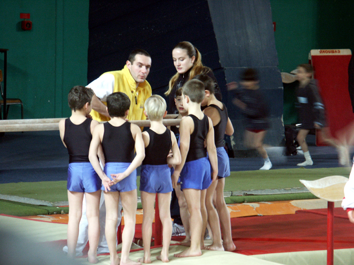 2005-01 gym_cor 001.jpg - DCF 1.0